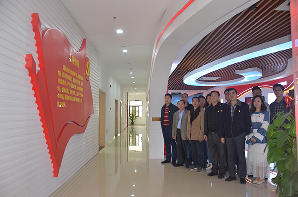 不忘初心跟黨走——參觀福興經(jīng)濟開發(fā)區(qū)政治生活館